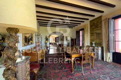 Сasa de 8 dormitorios en venta en Barcelona, Cataluña, Spain № 5860 - foto 20