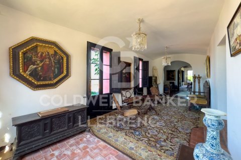 Сasa de 8 dormitorios en venta en Barcelona, Cataluña, Spain № 5860 - foto 12