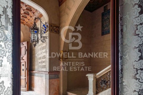 Купить квартиру в Барселона, Испания с 3 спальни, 184м², № 5859 - фото 9
