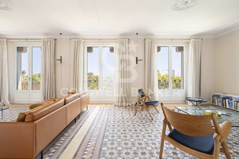 3 bedrooms apartment for sale in Barcelona, Catalonia, Spain № 5858 - photo 4