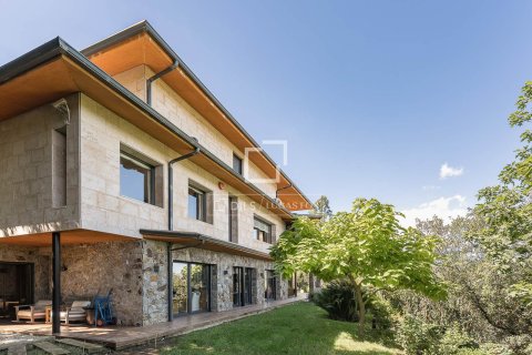 Villa de 7 dormitorios en venta en Barcelona, Cataluña, Spain № 6432 - foto 5