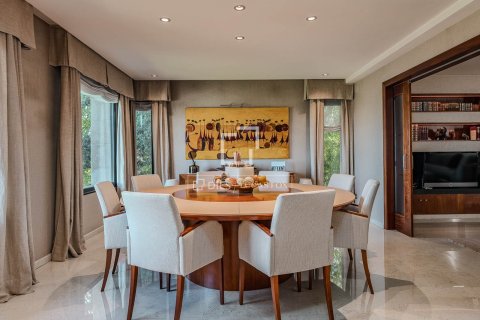 Villa de 7 dormitorios en venta en Barcelona, Cataluña, Spain № 6432 - foto 30
