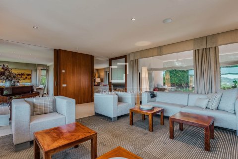 Villa de 7 dormitorios en venta en Barcelona, Cataluña, Spain № 6432 - foto 4