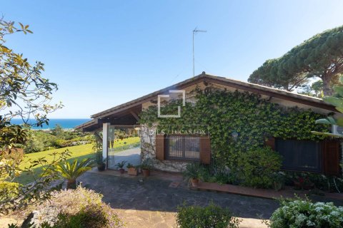 Villa de 6 dormitorios en venta en Cabrera de Mar, Barcelona, Cataluña, Spain № 3792 - foto 4