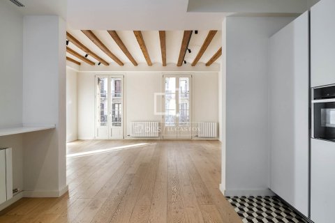 3 bedrooms apartment for sale in Barcelona, Catalonia, Spain № 3788 - photo 26