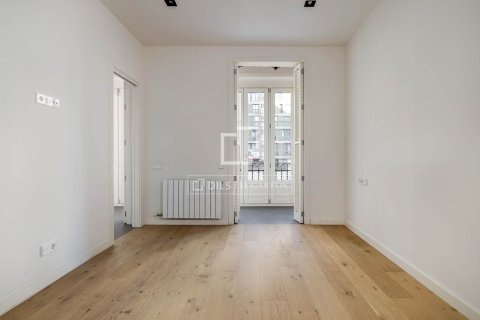 3 bedrooms apartment for sale in Barcelona, Catalonia, Spain № 3788 - photo 17