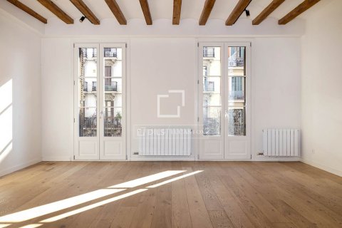 3 bedrooms apartment for sale in Barcelona, Catalonia, Spain № 3788 - photo 24