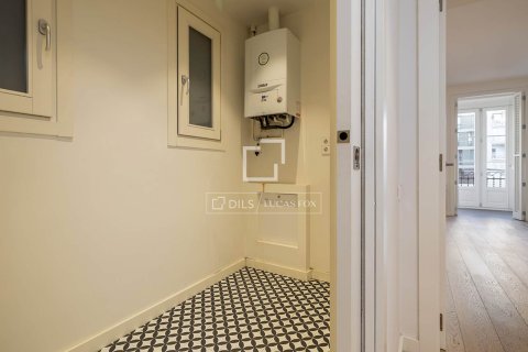 3 bedrooms apartment for sale in Barcelona, Catalonia, Spain № 3788 - photo 16