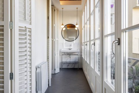 3 bedrooms apartment for sale in Barcelona, Catalonia, Spain № 3788 - photo 18