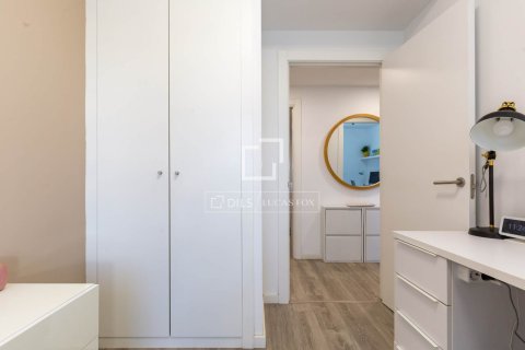 Apartamento de 4 dormitorios en venta en Sant Just Desvern, Barcelona, Cataluña, Spain № 3790 - foto 30