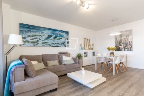 Apartamento de 4 dormitorios en venta en Sant Just Desvern, Barcelona, Cataluña, Spain № 3790 - foto 12