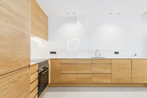 Apartamento de 2 dormitorios en venta en Barcelona, Cataluña, Spain № 8838 - foto 16