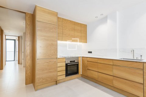 Apartamento de 2 dormitorios en venta en Barcelona, Cataluña, Spain № 8838 - foto 17