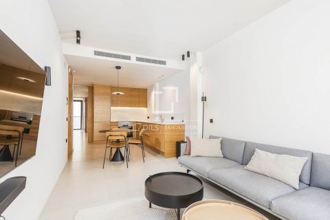 Apartamento de 2 dormitorios en venta en Barcelona, Cataluña, Spain № 8838 - foto 22