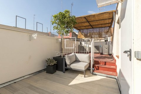 Apartamento de 2 dormitorios en venta en Barcelona, Cataluña, Spain № 8838 - foto 3