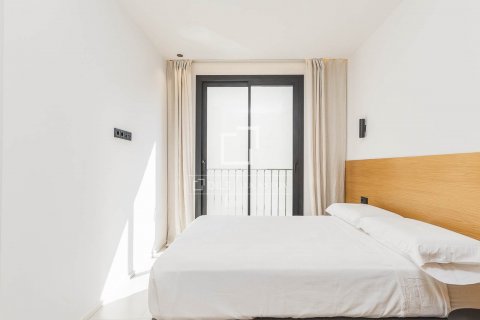 Apartamento de 2 dormitorios en venta en Barcelona, Cataluña, Spain № 8838 - foto 12