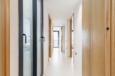 Apartamento de 2 dormitorios en venta en Barcelona, Cataluña, Spain № 8838 - foto 13