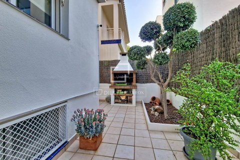 Купить виллу в Виланова-и-ла-Желтру, Испания с 5 спален, 289м², № 8837 - фото 21