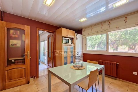Купить виллу в Виланова-и-ла-Желтру, Испания с 5 спален, 289м², № 8837 - фото 4