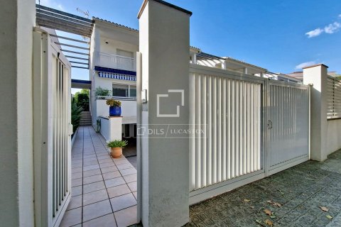 Купить виллу в Виланова-и-ла-Желтру, Испания с 5 спален, 289м², № 8837 - фото 27