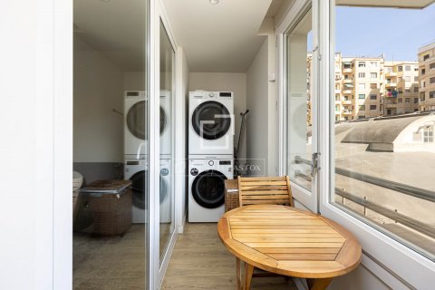Apartamento de 3 dormitorios en venta en Barcelona, Cataluña, Spain № 8836 - foto 13