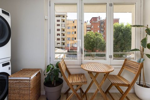 Apartamento de 3 dormitorios en venta en Barcelona, Cataluña, Spain № 8836 - foto 24