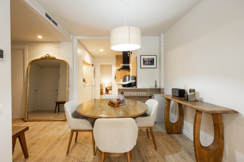 Apartamento de 3 dormitorios en venta en Barcelona, Cataluña, Spain № 8836 - foto 12