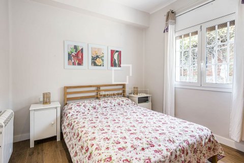 Villa de 3 dormitorios en venta en Castelldefels, Barcelona, Cataluña, Spain № 8833 - foto 7