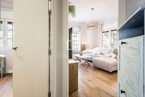 Villa de 3 dormitorios en venta en Castelldefels, Barcelona, Cataluña, Spain № 8833 - foto 5