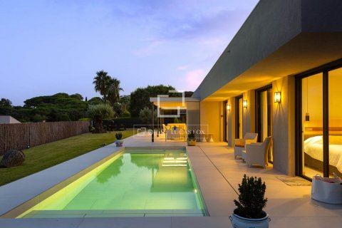 Villa de 3 dormitorios en venta en Sant Vicenc De Montalt, Barcelona, Cataluña, Spain № 8835