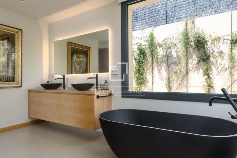 Villa de 3 dormitorios en venta en Sant Vicenc De Montalt, Barcelona, Cataluña, Spain № 8835 - foto 14