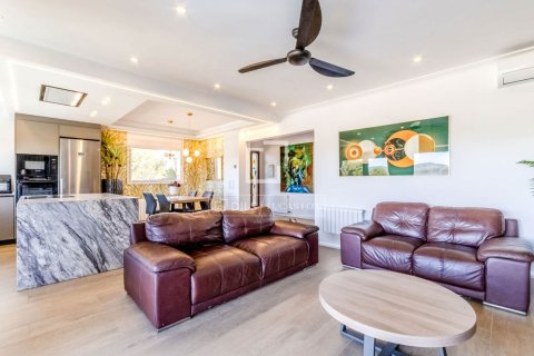 Villa de 5 dormitorios en venta en Sitges, Barcelona, Cataluña, Spain № 6406 - foto 3