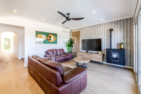 Villa de 5 dormitorios en venta en Sitges, Barcelona, Cataluña, Spain № 6406 - foto 9