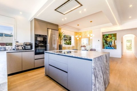 Villa de 5 dormitorios en venta en Sitges, Barcelona, Cataluña, Spain № 6406 - foto 11