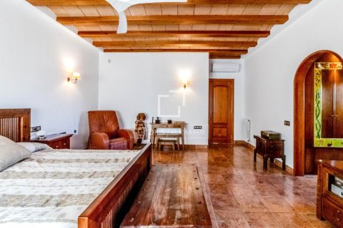 Villa de 5 dormitorios en venta en Sitges, Barcelona, Cataluña, Spain № 6406 - foto 22