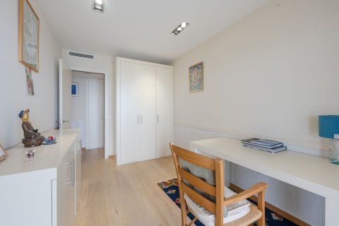 4 bedrooms apartment for sale in Barcelona, Catalonia, Spain № 4606 - photo 21