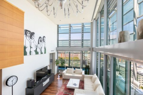 Apartamento de 3 dormitorios en venta en Barcelona, Cataluña, Spain № 4608 - foto 5