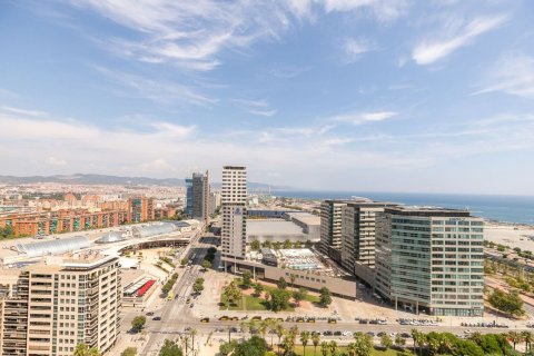 Apartamento de 3 dormitorios en venta en Barcelona, Cataluña, Spain № 4608 - foto 23
