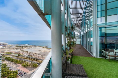 Купить квартиру в Барселона, Испания с 5 комнат, 246м², № 4603 - фото 2