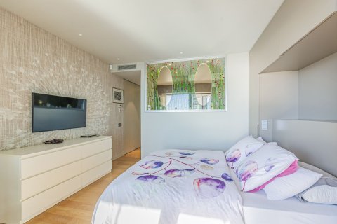 Apartamento de 3 dormitorios en venta en Barcelona, Cataluña, Spain № 4605 - foto 22