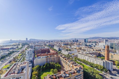 Apartamento de 3 dormitorios en venta en Barcelona, Cataluña, Spain № 4605 - foto 5