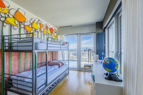 Apartamento de 3 dormitorios en venta en Barcelona, Cataluña, Spain № 4605 - foto 23