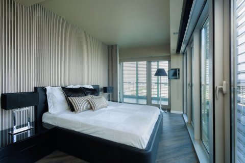Apartamento de 3 dormitorios en venta en Barcelona, Cataluña, Spain № 4607 - foto 19