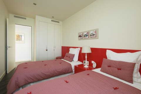 Apartamento de 3 dormitorios en venta en Barcelona, Cataluña, Spain № 4607 - foto 16