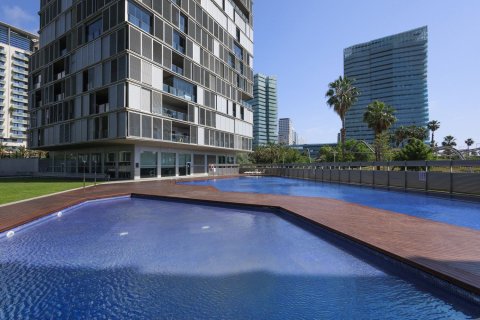 Apartamento de 3 dormitorios en venta en Barcelona, Cataluña, Spain № 4607 - foto 24