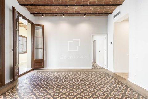 3 bedrooms apartment for sale in Barcelona, Catalonia, Spain № 7176 - photo 29