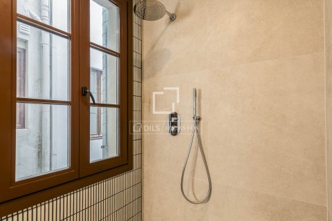 3 bedrooms apartment for sale in Barcelona, Catalonia, Spain № 7176 - photo 3