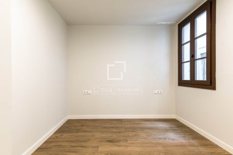 3 bedrooms apartment for sale in Barcelona, Catalonia, Spain № 7176 - photo 8