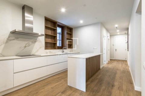 3 bedrooms apartment for sale in Barcelona, Catalonia, Spain № 7176 - photo 22
