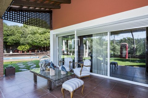 Купить виллу в Сан-Кугат-дель-Вальес, Испания с 5 спален, 430м², № 7175 - фото 13